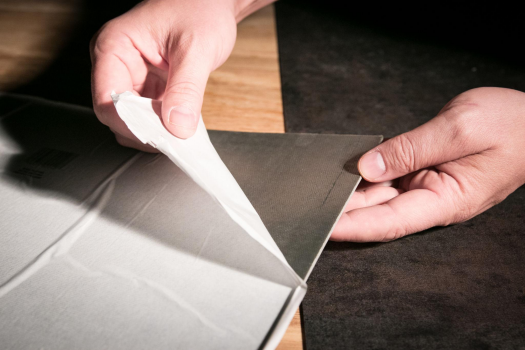 peel and stick tiles